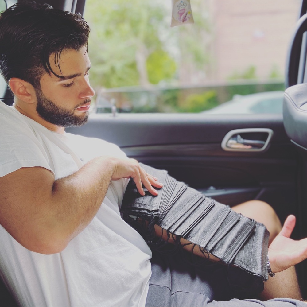 Meet your Posher, Julian